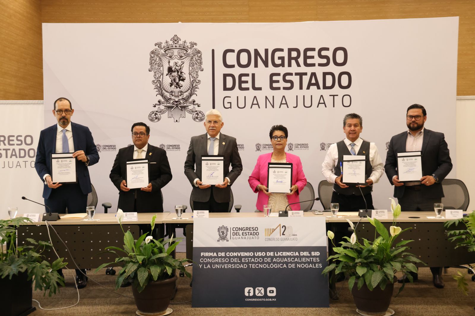 EL CONGRESO DEL ESTADO DE GUANAJUATO DONO  SID A INSTITUCIONES DE AGUASCALIENTES Y SONORA