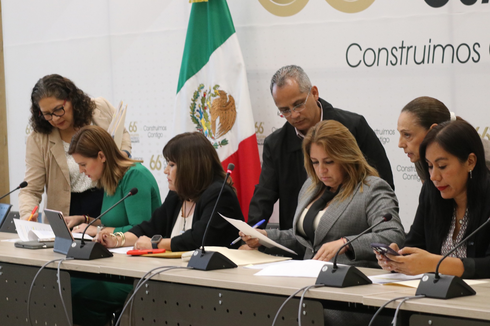 EN EL CONGRESO DEL ESTADO SE APROBARON DICTAMENES EN EL ORDEN DE LOS APELLIDOS DE LAS PERSONAS, ADULTAS MAYORES Y JUSCTICIA ADMINISTRATIVA.