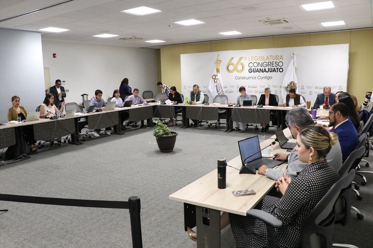 EN EL CONGRESO DEL ESTADO ANALIZAN PROPUESTA EN MATERIA DE ORGANIZACIONES CIVILES.