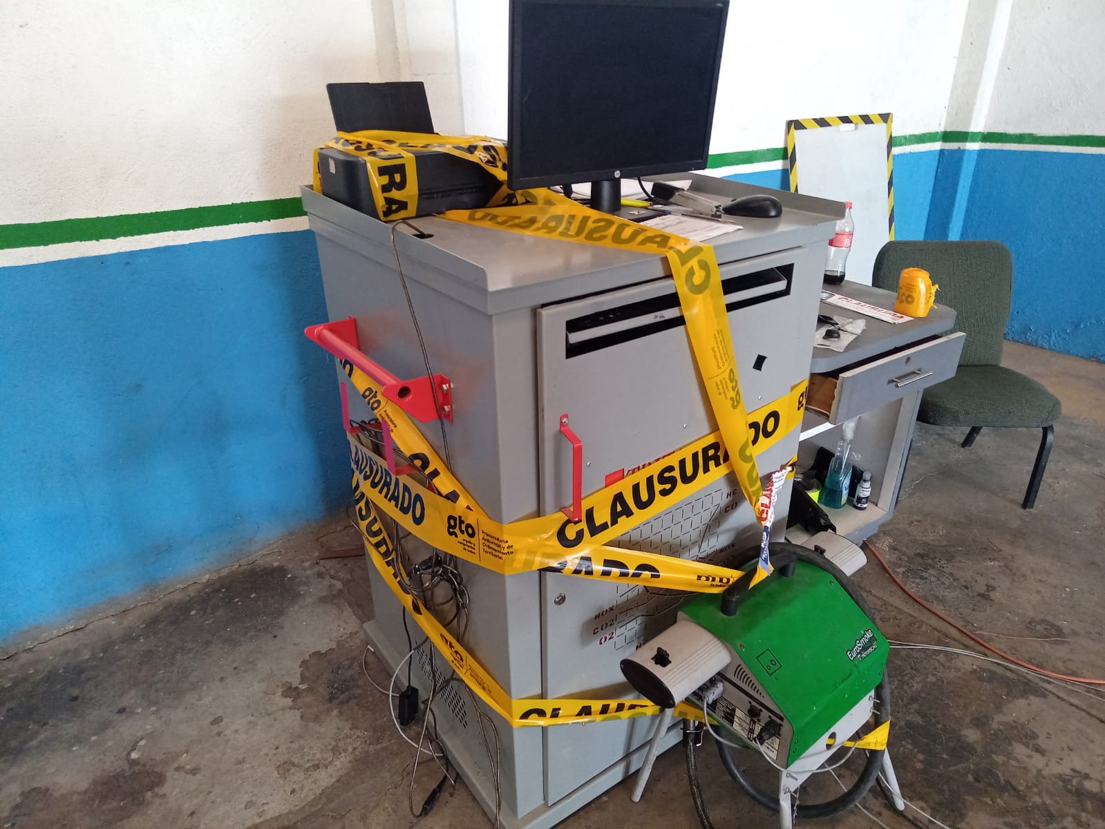 Clausura PAOT Centro de Verificación Vehicular en el municipio de Irapuato.