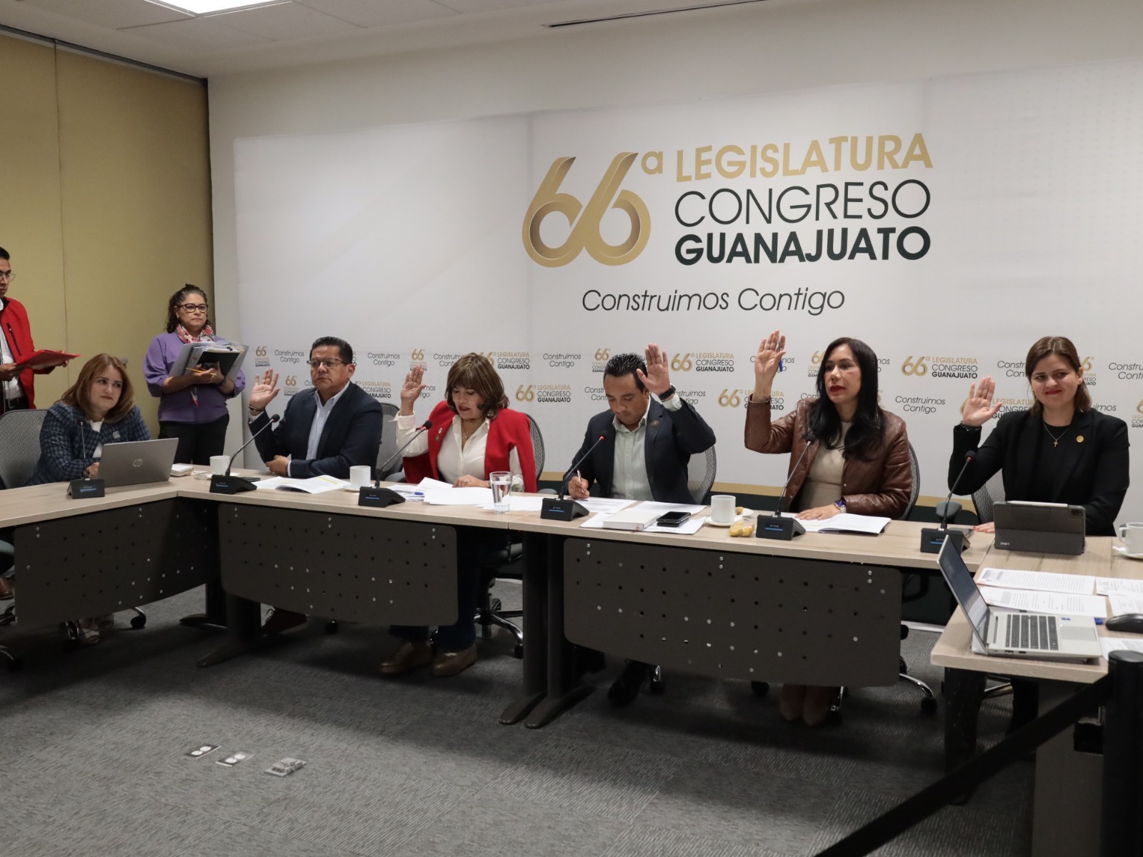 En el Congrso del Estado Avalan dictamen de propuesta en materia de violencia vicaria