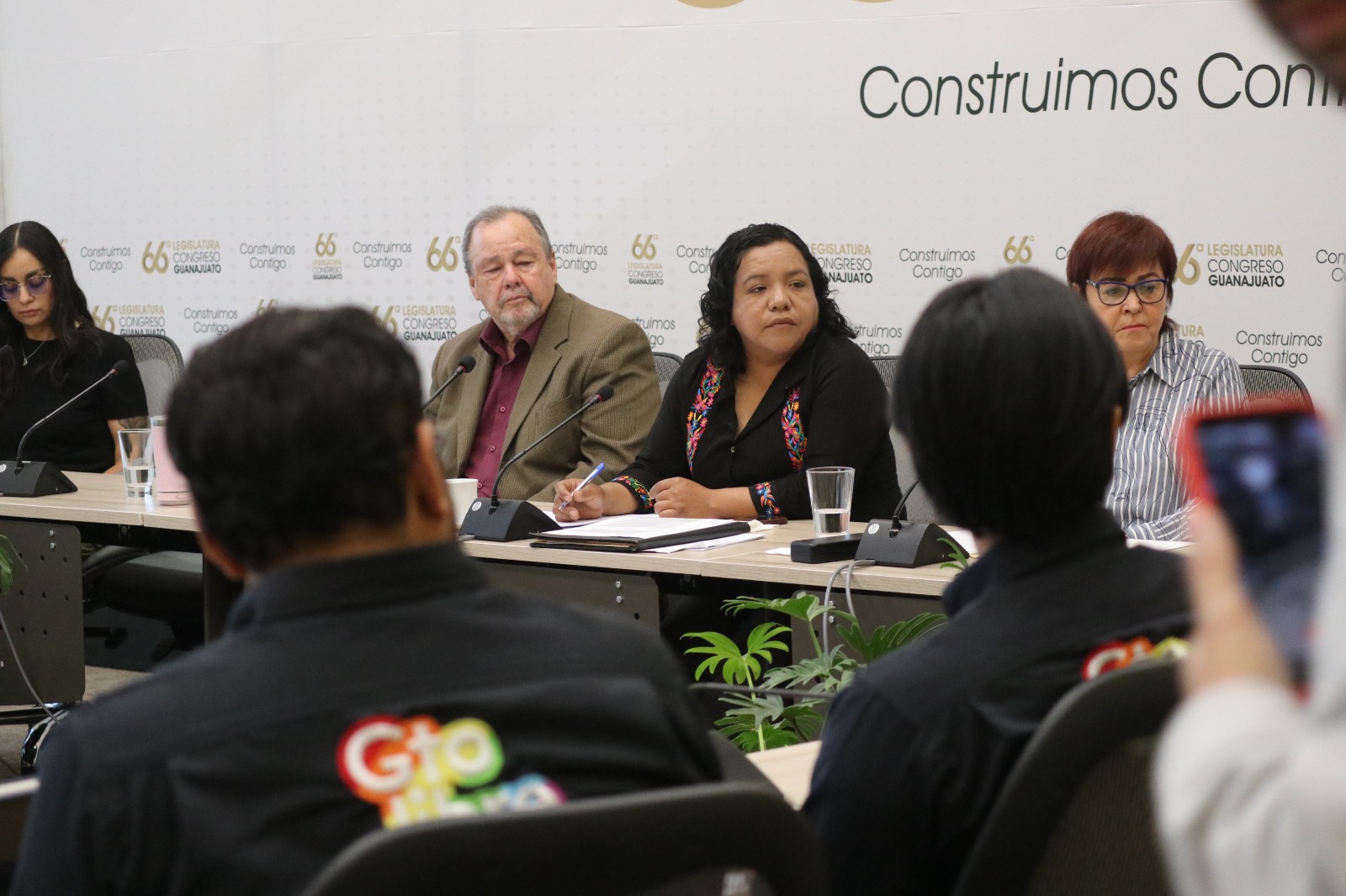 EN LA COMISION DE LOS DERECHOS HUMANOS APRUEBAN DICTAMEN EN BENEFICIO DE NIÑAS, NIÑOS Y ADOLESCENTES