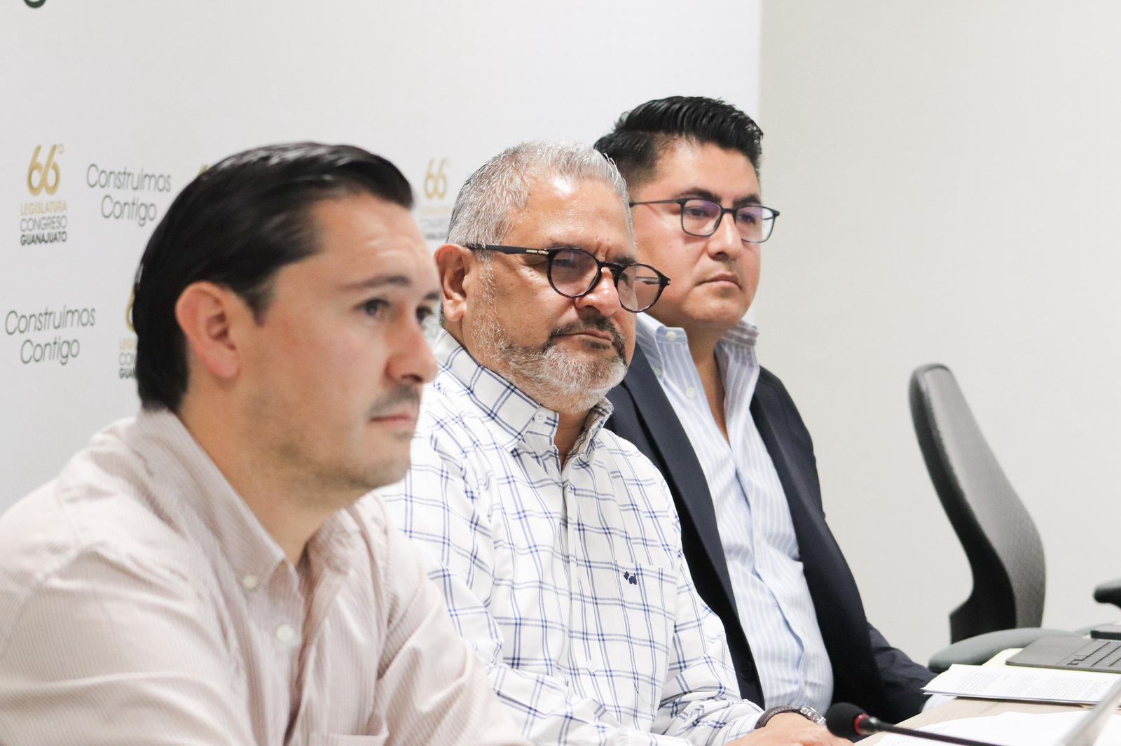 En el Congreso del estado se analizan iniciativa en materia de comités municipales.