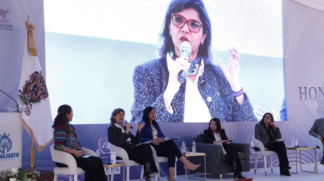 SE SUMA LA UG A LA CONSTRUCCIÓN DE LA NUEVA POLÍTICA DE ESTADO ABIERTO EN GUANAJUATO.