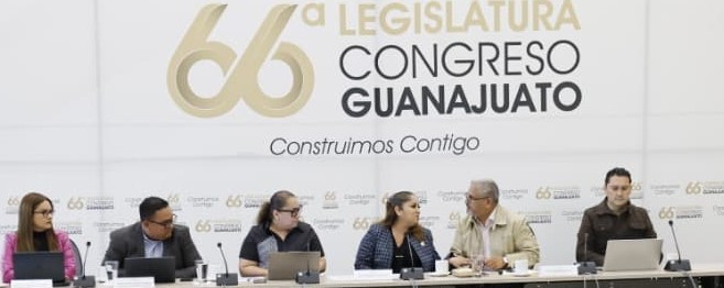 Analizan iniciativas de reforma para sancionar la violencia política digital, fortalecer el Sistema Anticorrupción e incorporar la perspectiva de género en el presupuesto.