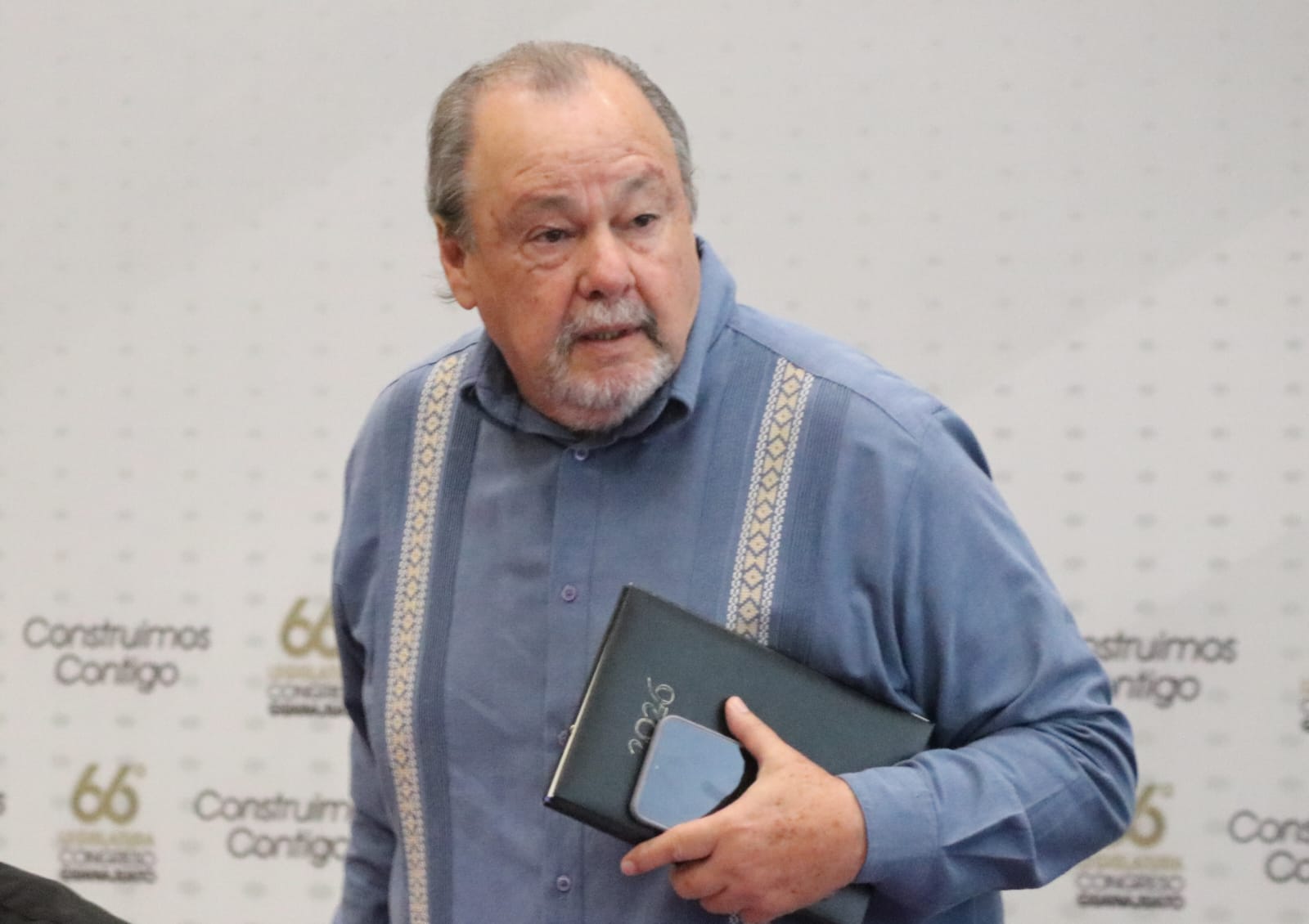 SI NO ESTAMOS EN UN CONCURSO DE BELLESA ASEGURA DAVID MARTINEZ MENDIZAVAL.