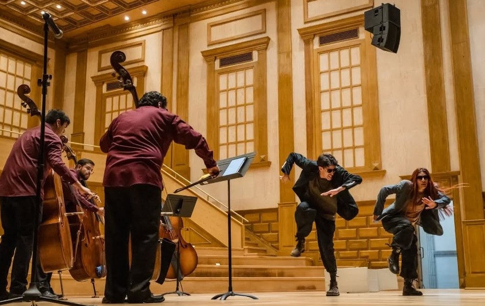 CREADORES UG PRESENTAN EL VIAJERO DE LOS CUATRO RUMBOS, ESPECTÁCULO MULTIDISCIPLINARIO EN EL 54 FIC.